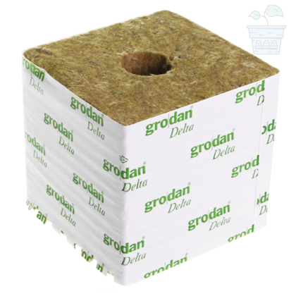 Grodan Delta 15 x 15см. - Голямо блокче от минерална вата за вкореняване на разсад - 1бр. (с голяма дупка) 